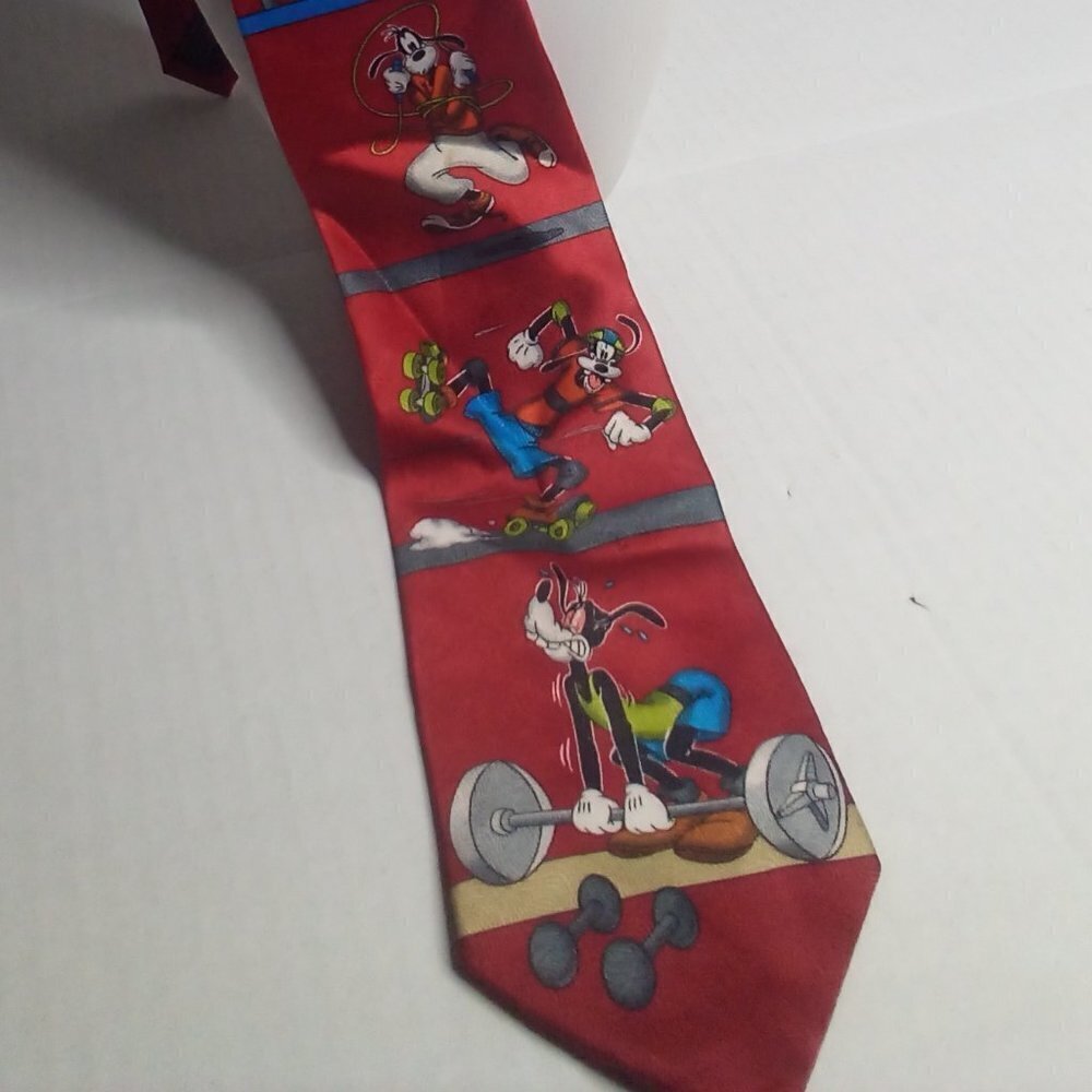 Disney Mickey Unlimited Tie Necktie Goofy Sports Red